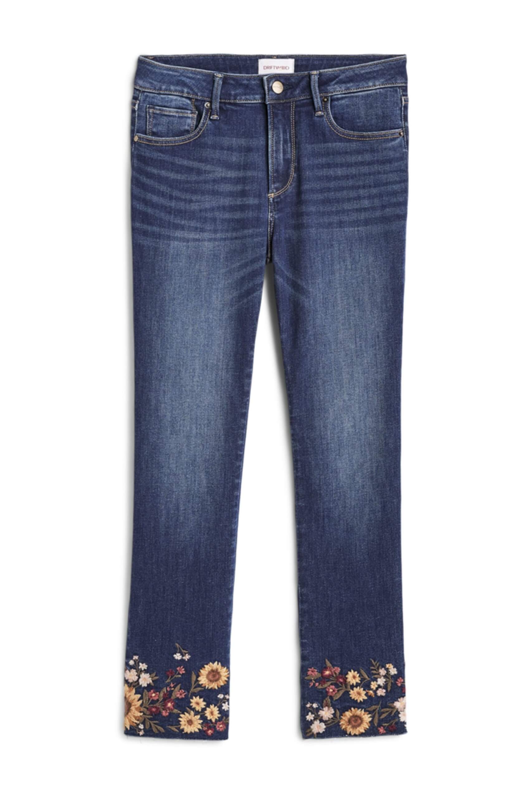 My Top Tip for Styling Straight Leg Jeans - Lady in VioletLady in